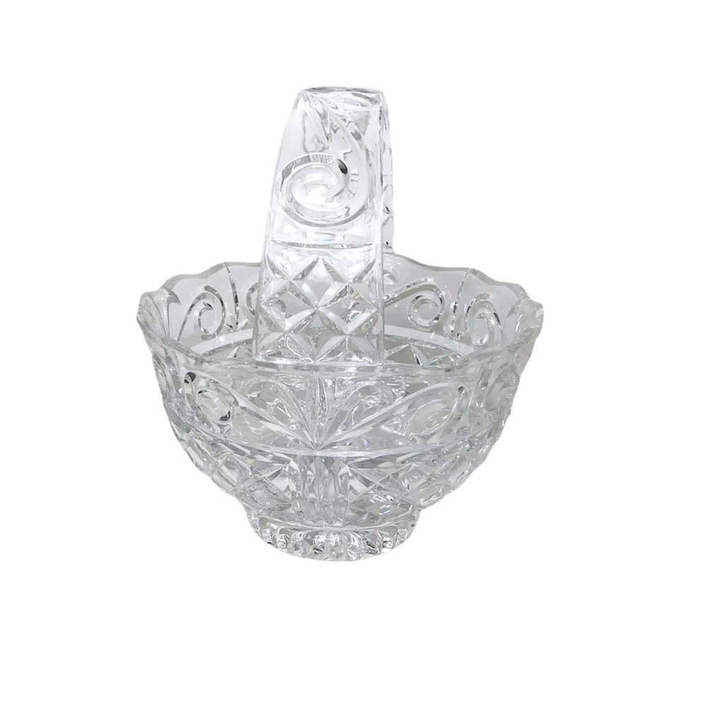 Vintage Crystal 24% Leaded Basket 7.5x‎ 8”Poland